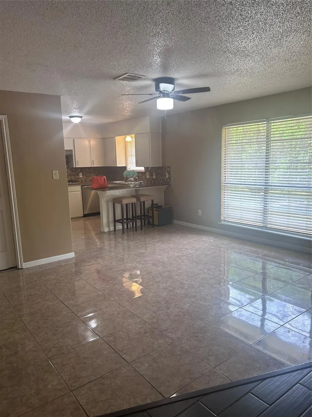 279 4th Street Van Vleck, TX 77482