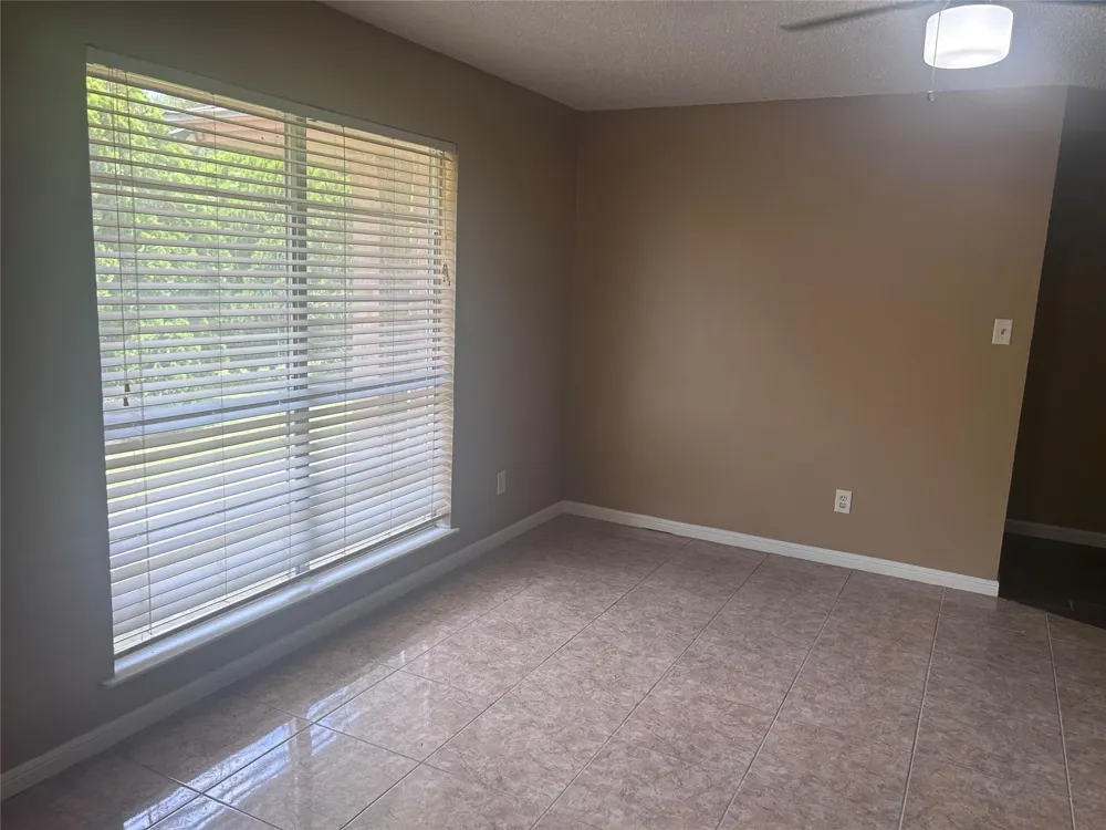 279 4th Street Van Vleck, TX 77482
