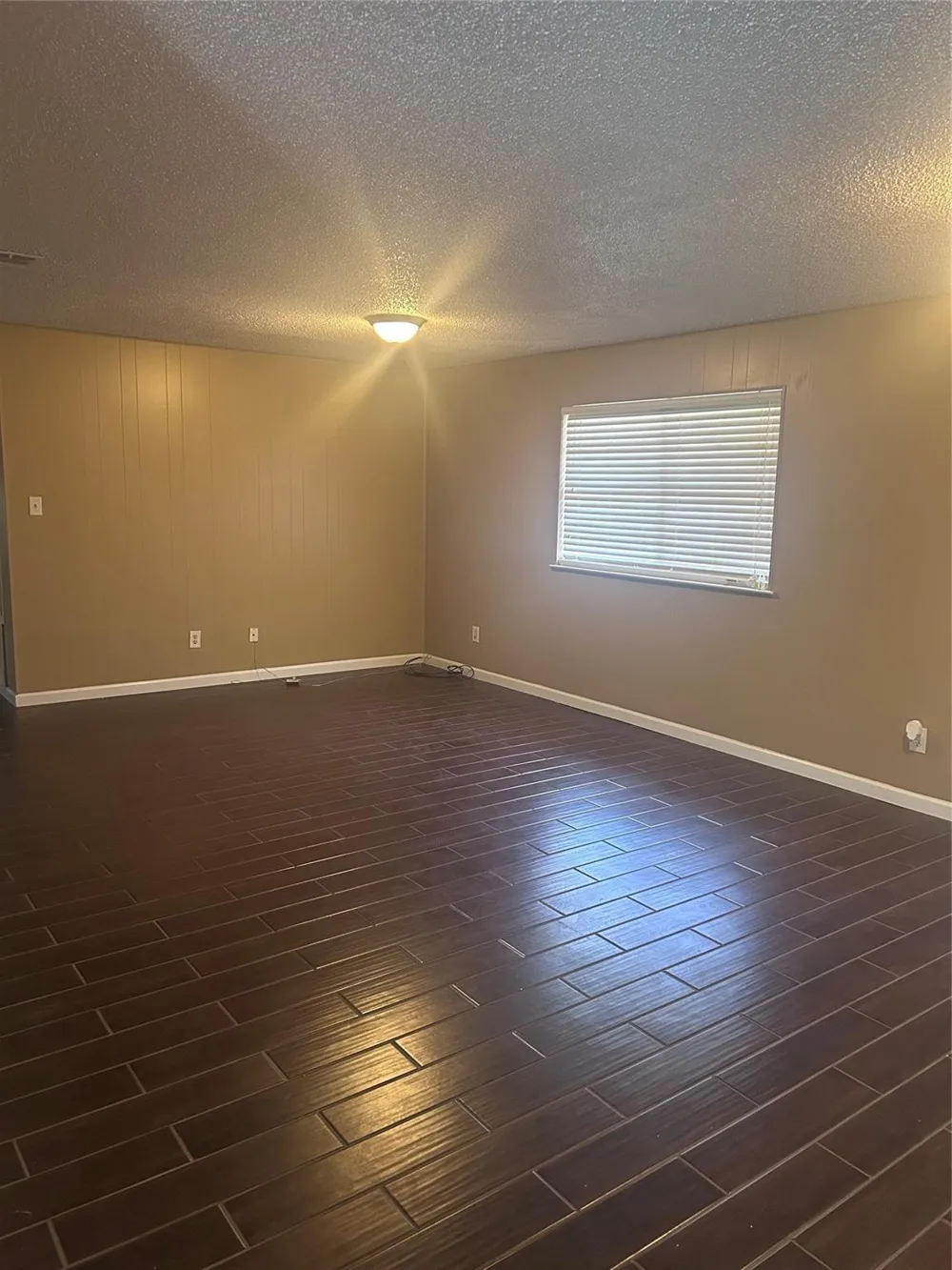279 4th Street Van Vleck, TX 77482