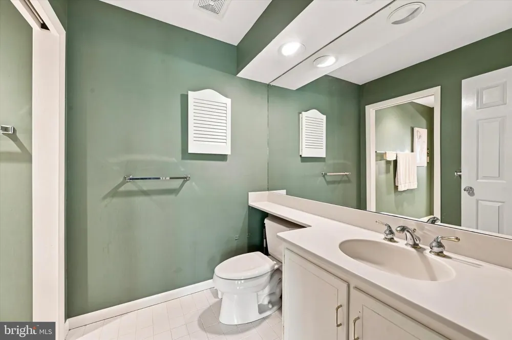 34 SOUTHRIDGE DRIVE Kennett Square, PA 19348