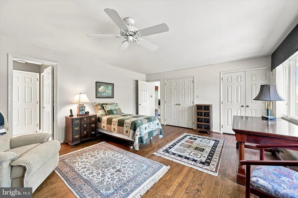 34 SOUTHRIDGE DRIVE Kennett Square, PA 19348