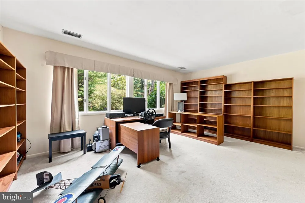 34 SOUTHRIDGE DRIVE Kennett Square, PA 19348