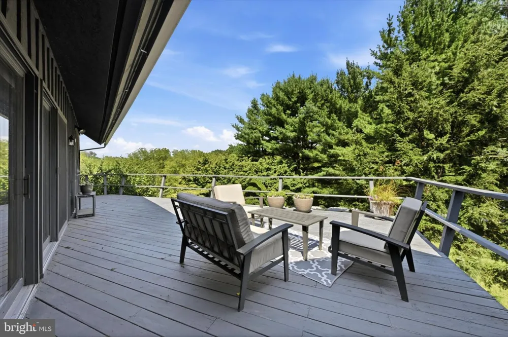 34 SOUTHRIDGE DRIVE Kennett Square, PA 19348