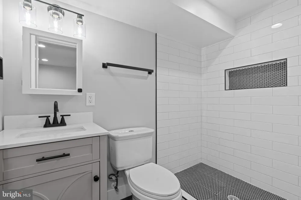 4022 BOARMAN AVENUE Baltimore, MD 21215