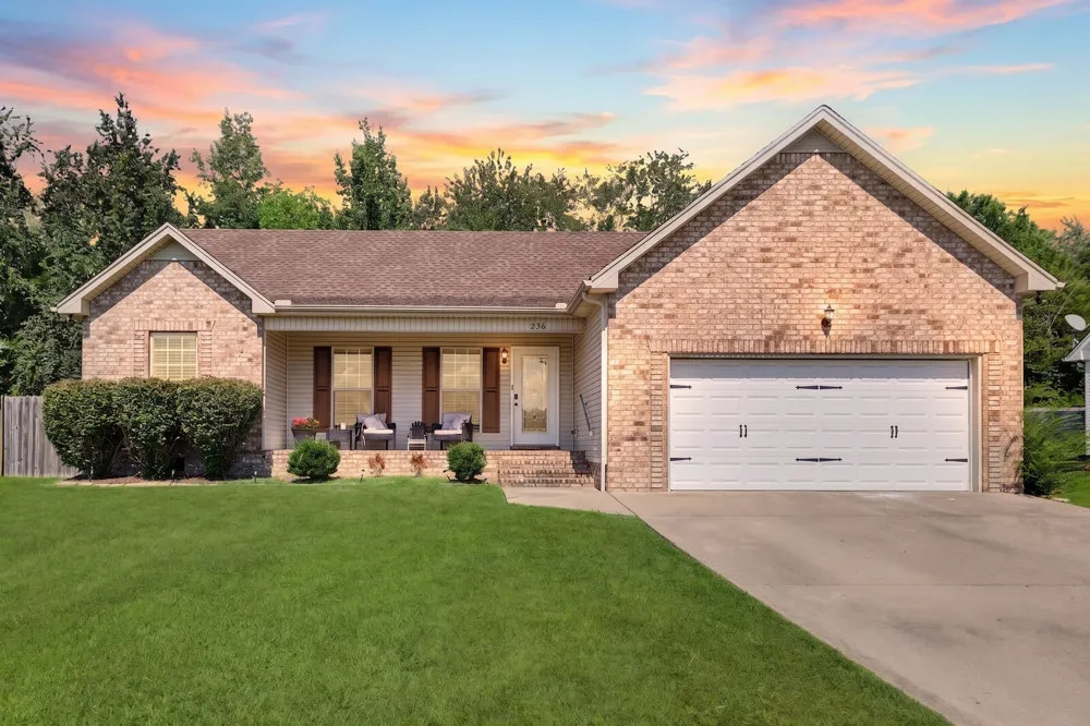 236 Preakness Cir Pleasant View, TN 37146