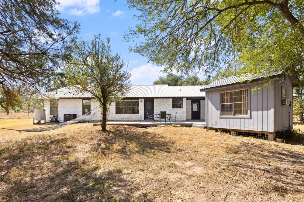 196 Willy Road Bastrop, TX 78602