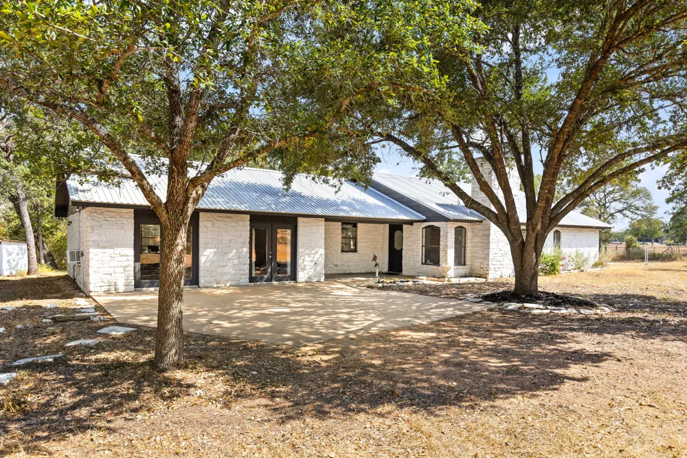 196 Willy Road Bastrop, TX 78602