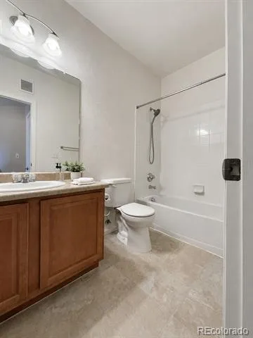 15700 E Jamison Drive #9-203 Englewood, CO 80112