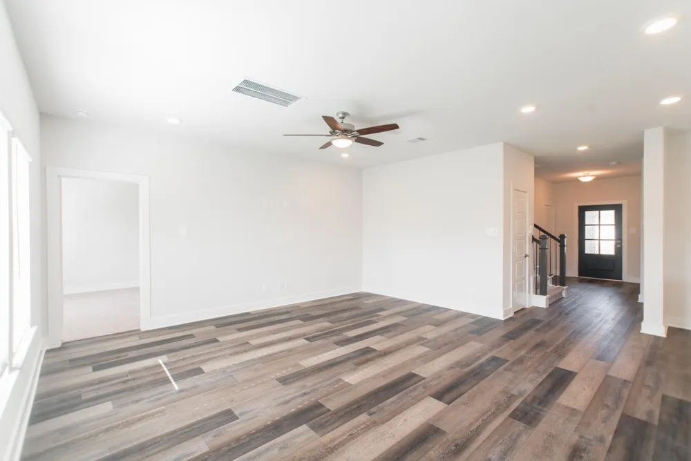 10313 South Goshawk Trail Conroe, TX 77385