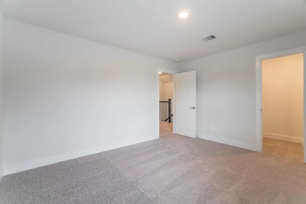 10313 South Goshawk Trail Conroe, TX 77385