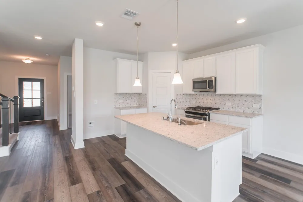 10313 South Goshawk Trail Conroe, TX 77385