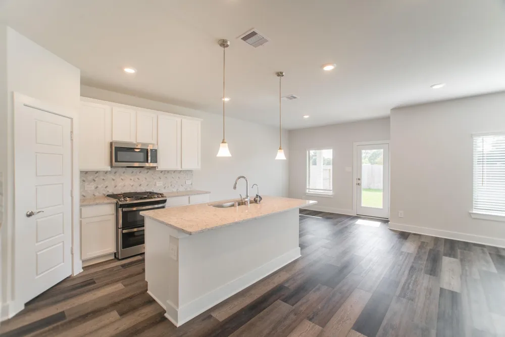 10313 South Goshawk Trail Conroe, TX 77385