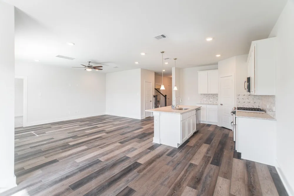 10313 South Goshawk Trail Conroe, TX 77385