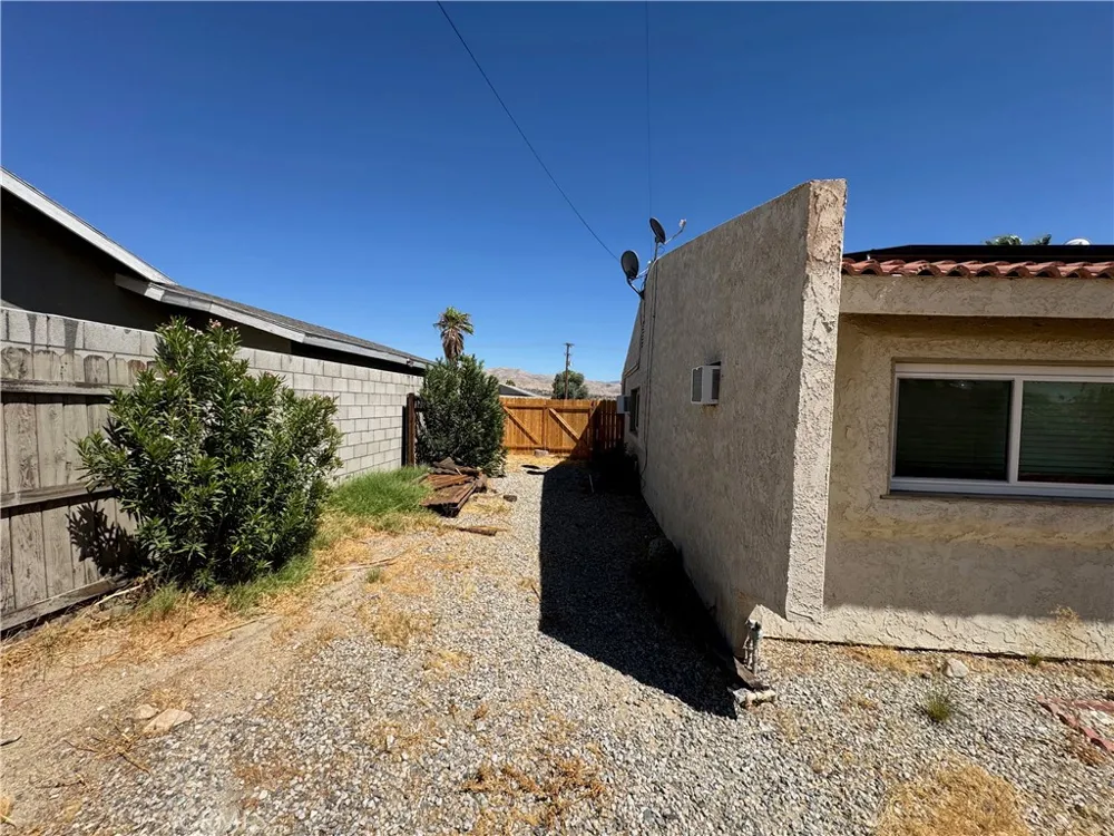 13225 Cuyamaca Desert Hot Springs, CA 92240