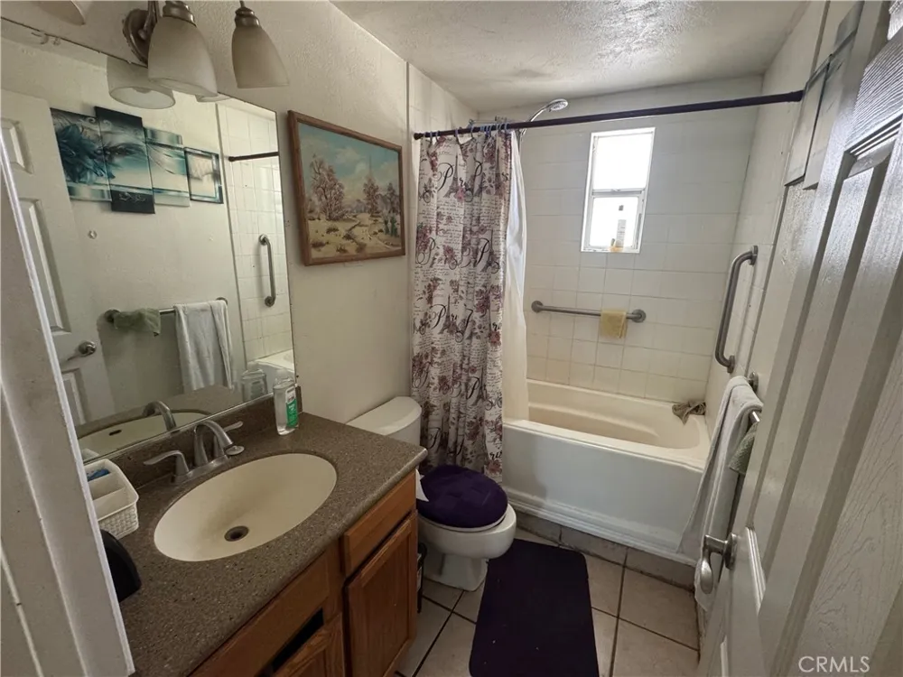 13225 Cuyamaca Desert Hot Springs, CA 92240