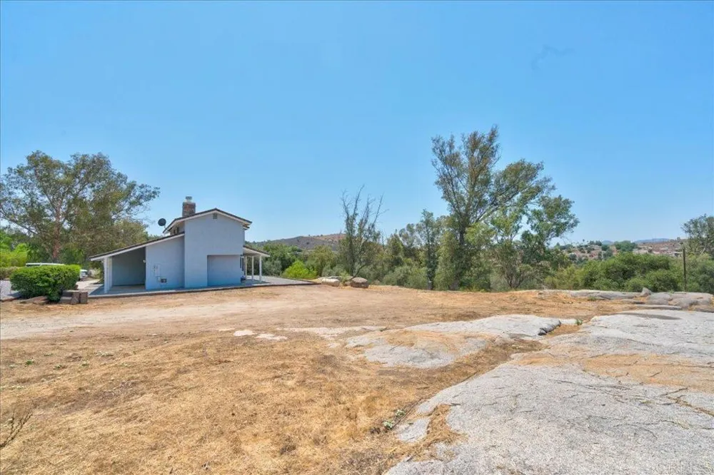 18434 Ramona View Drive Ramona, CA 92065