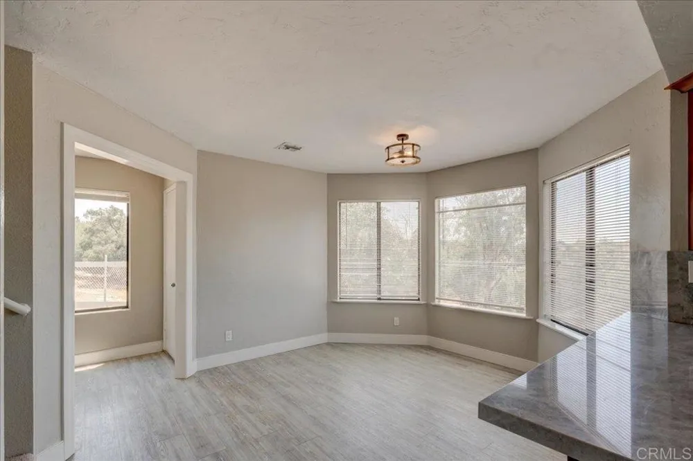 18434 Ramona View Drive Ramona, CA 92065
