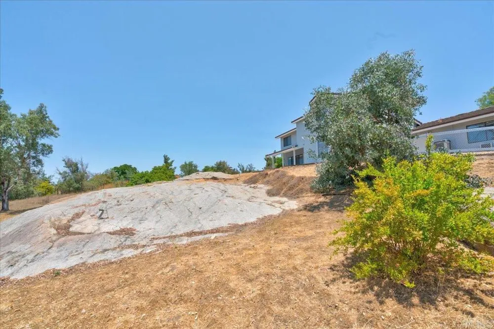 18434 Ramona View Drive Ramona, CA 92065