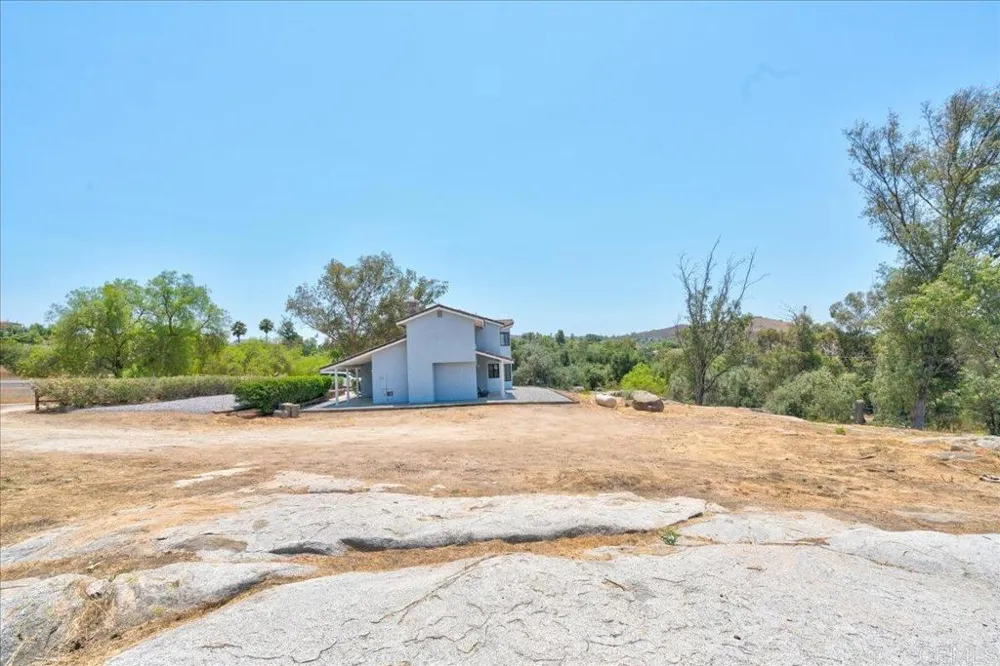 18434 Ramona View Drive Ramona, CA 92065