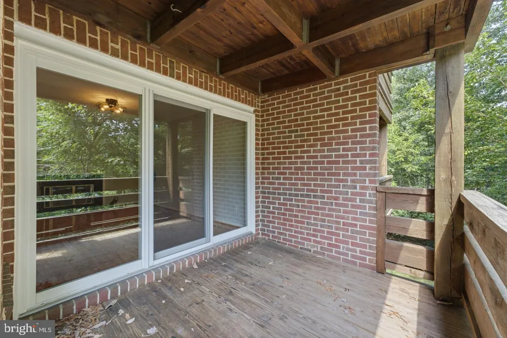 11200 BEAVER TRAIL COURT Reston, VA 20191