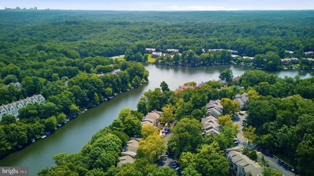 11200 BEAVER TRAIL COURT Reston, VA 20191