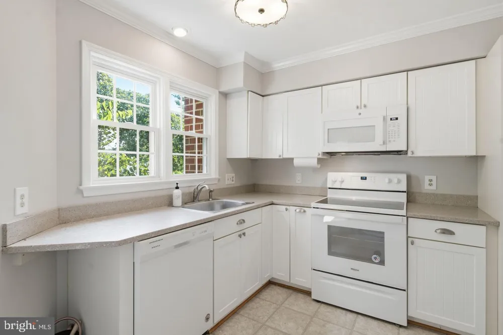 11200 BEAVER TRAIL COURT Reston, VA 20191
