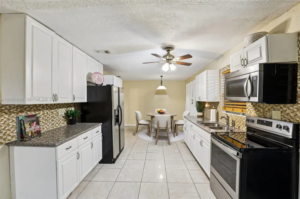 3398 NW 212th St Miami Gardens, FL 33056