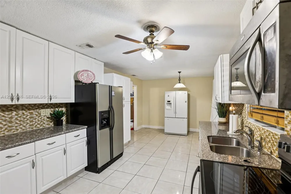 3398 NW 212th St Miami Gardens, FL 33056