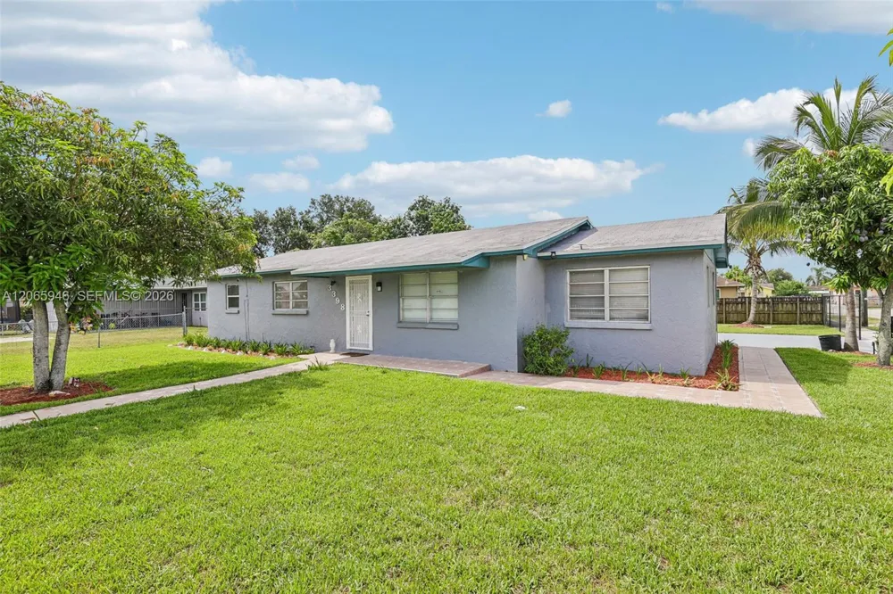 3398 NW 212th St Miami Gardens, FL 33056