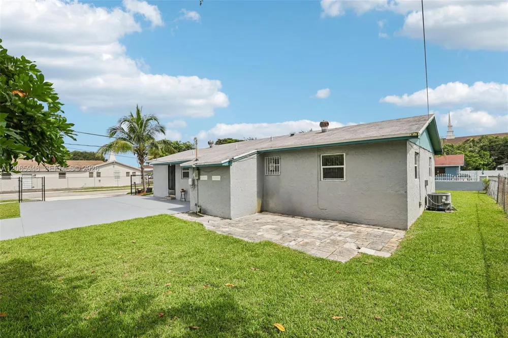3398 NW 212th St Miami Gardens, FL 33056