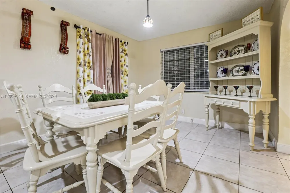 3398 NW 212th St Miami Gardens, FL 33056