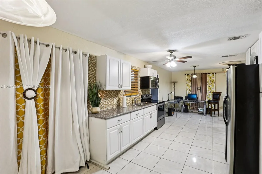 3398 NW 212th St Miami Gardens, FL 33056