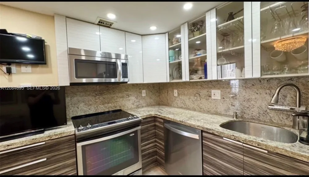 210 174th St #2415 Sunny Isles Beach, FL 33160