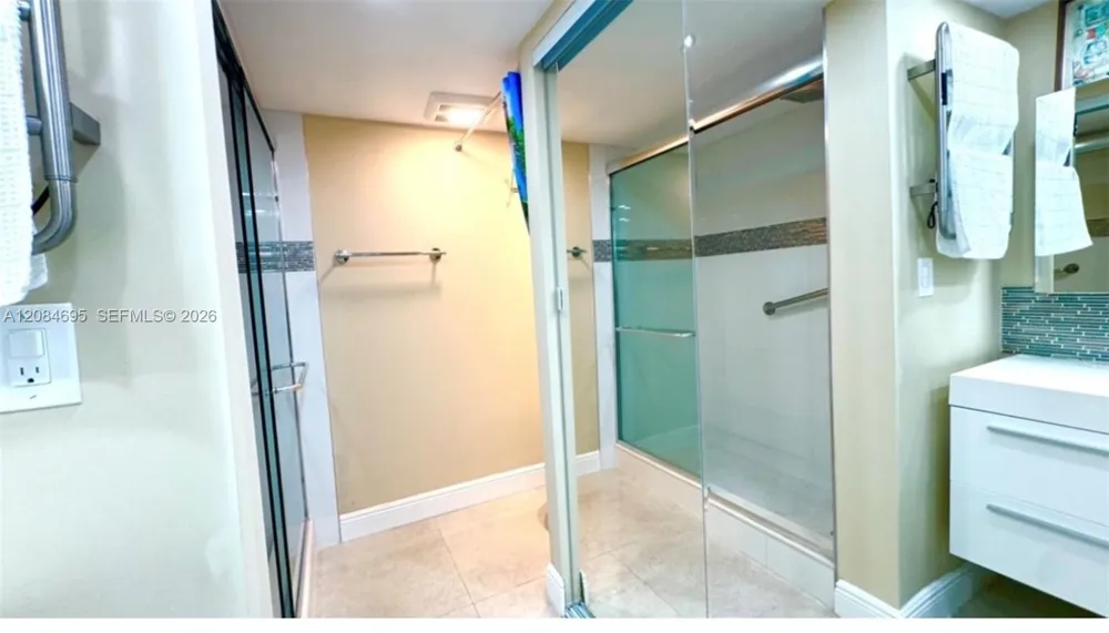 210 174th St #2415 Sunny Isles Beach, FL 33160