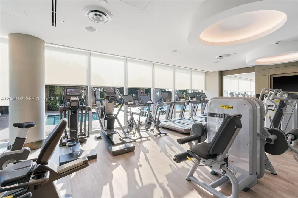 9349 Collins Ave #1004 Surfside, FL 33154