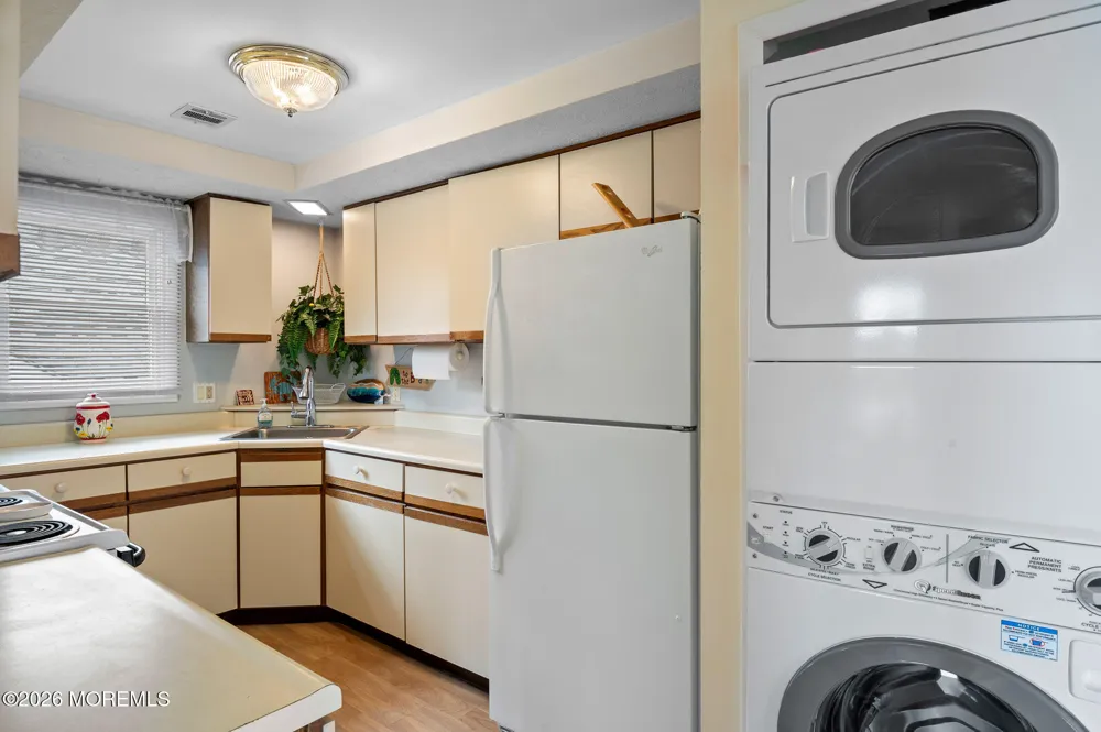 108 K STREET Seaside Park, NJ 08752