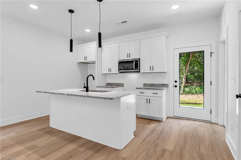 114 Yadkin Avenue Spencer, NC 28159