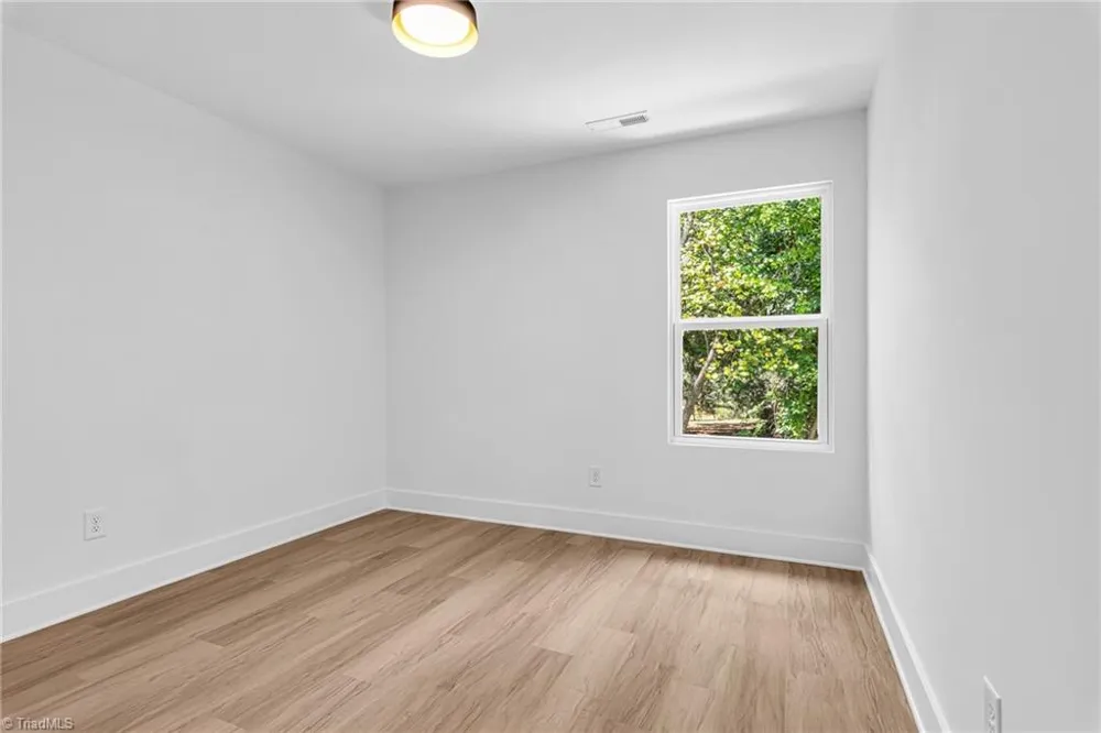 114 Yadkin Avenue Spencer, NC 28159