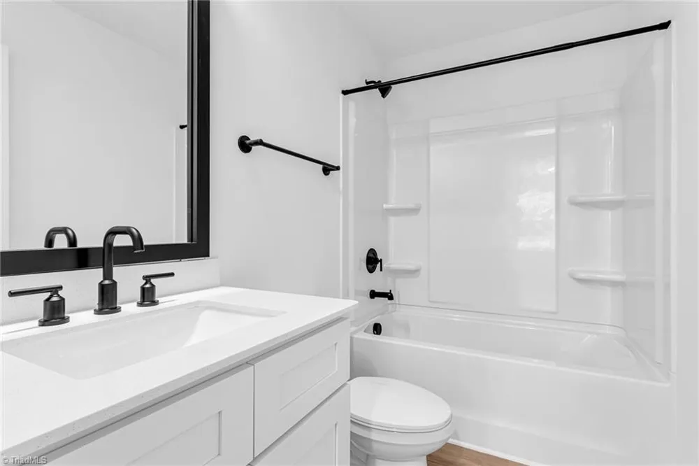 114 Yadkin Avenue Spencer, NC 28159