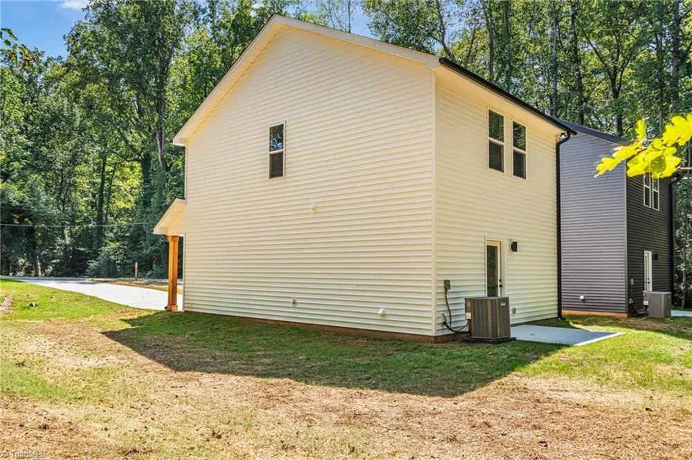 114 Yadkin Avenue Spencer, NC 28159