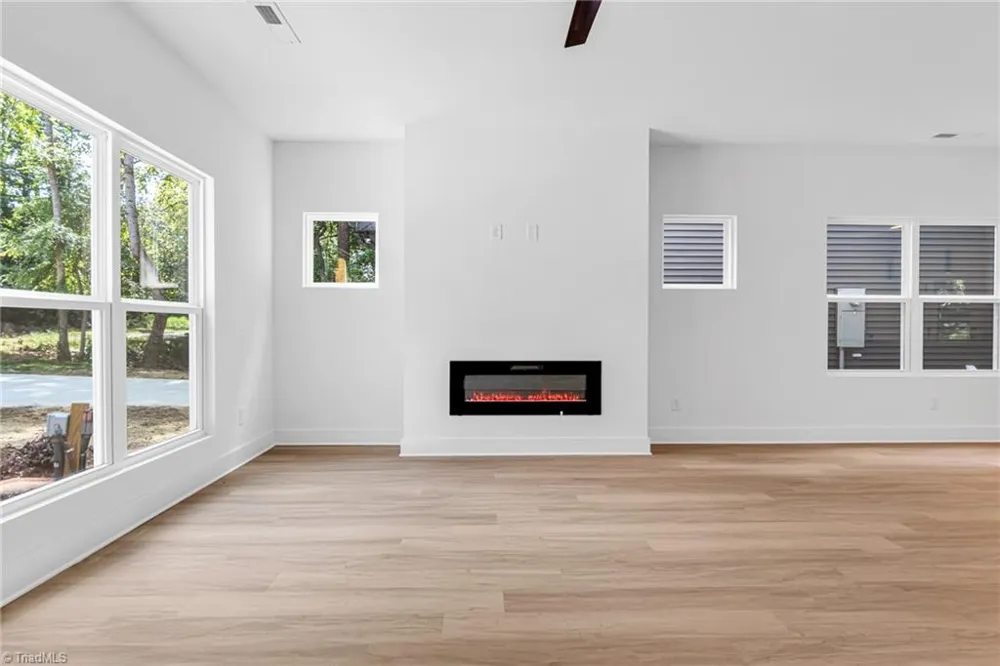 114 Yadkin Avenue Spencer, NC 28159