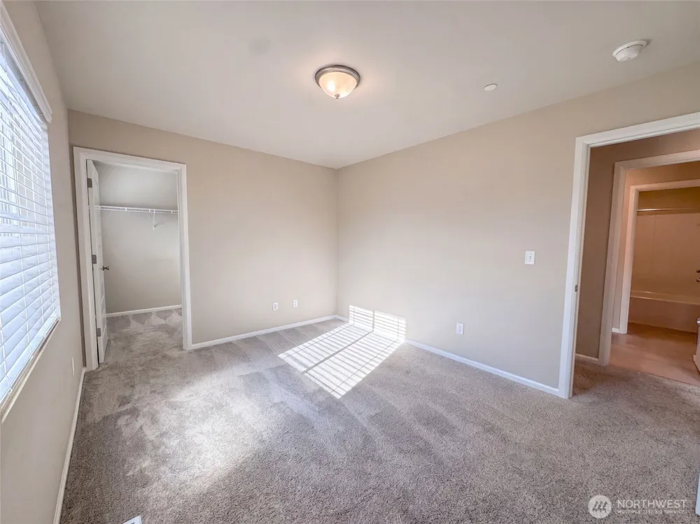 4335 Acacia Lane SE Port Orchard, WA 98366