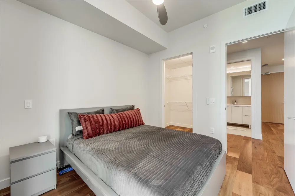 44 East Avenue #2303 Austin, TX 78701