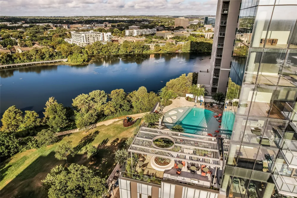 44 East Avenue #2303 Austin, TX 78701