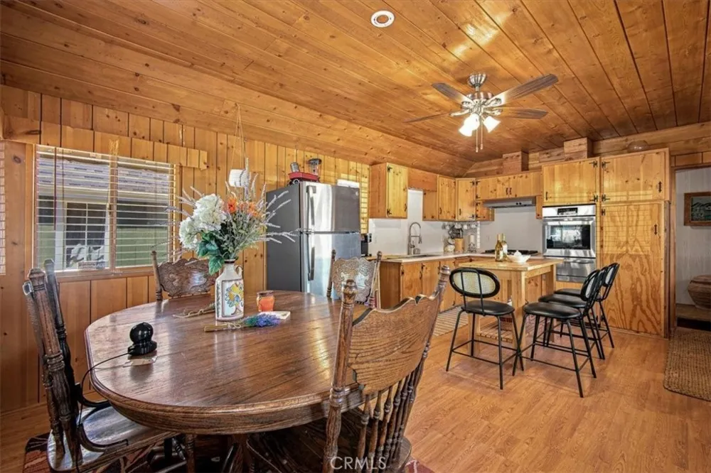 683 Sunset Lane Sugarloaf, CA 92386