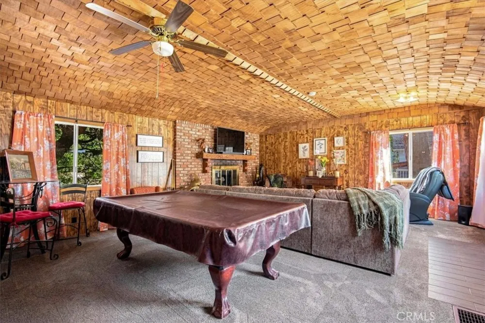 683 Sunset Lane Sugarloaf, CA 92386
