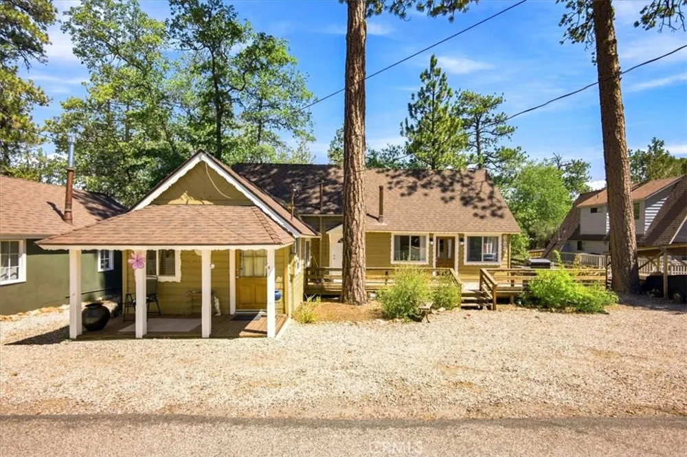 683 Sunset Lane Sugarloaf, CA 92386
