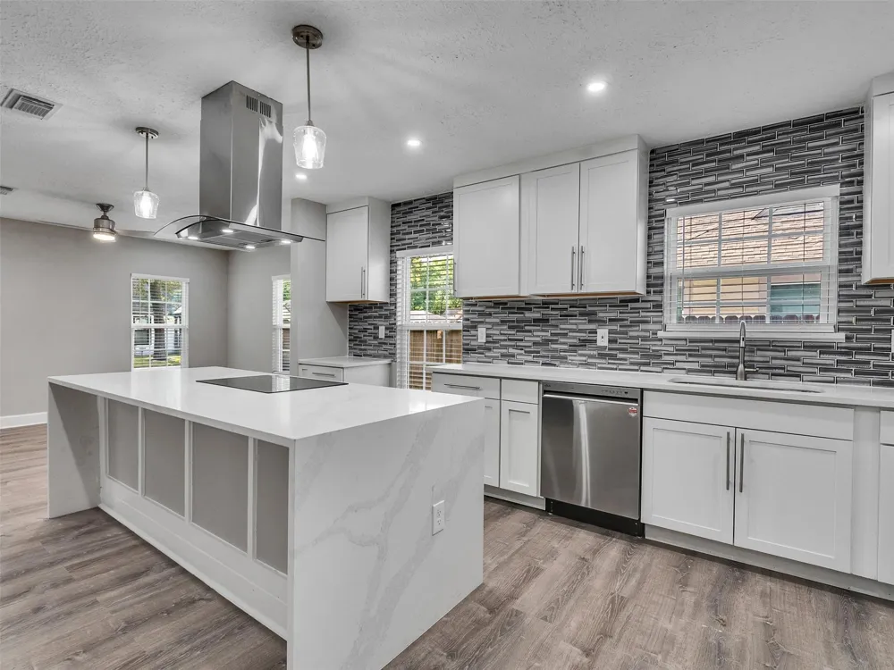 3143 Oakdale Street Houston, TX 77004
