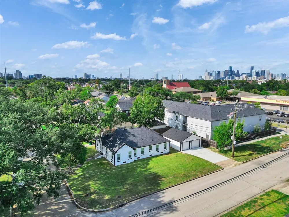 3143 Oakdale Street Houston, TX 77004