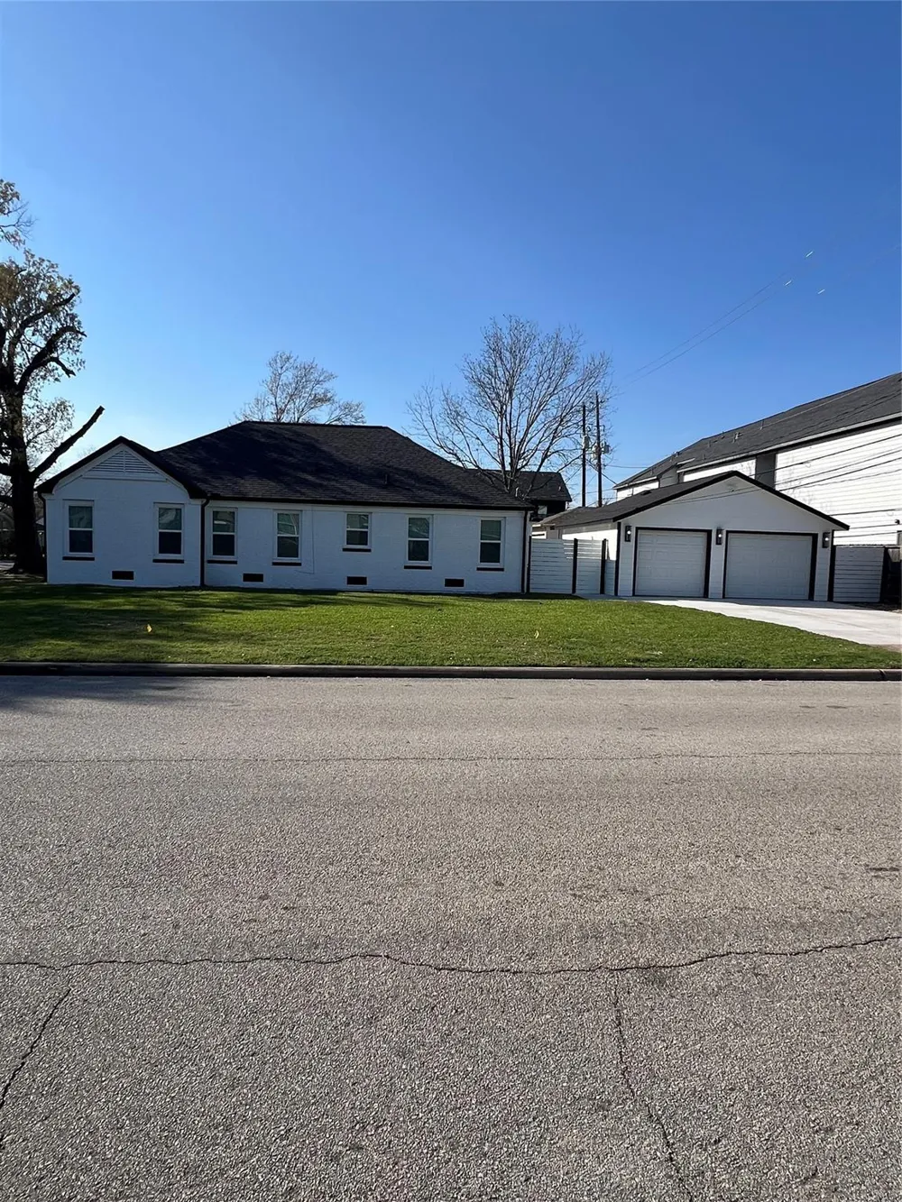 3143 Oakdale Street Houston, TX 77004